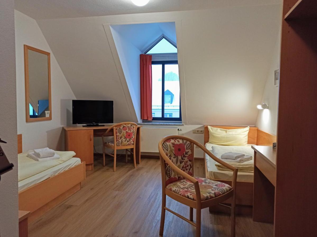 Gastehaus Deggendorf Hotel Luaran gambar